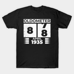 Oldometer 88 Years Old Born In April 1935 T-Shirt